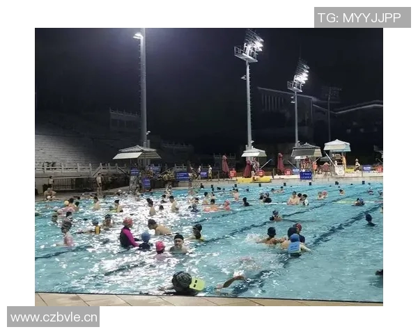 以公共泳池为中心打造城市休闲新空间 提升市民生活品质与健康水平